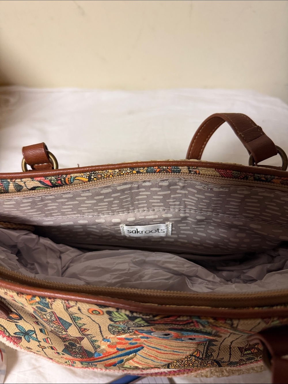 Sakroots Owl Purse NWOT - Picture 6 of 7